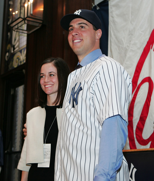 Happy Valentine's Day: Pictures of Mark Teixeira's Wife Leigh Teixeira